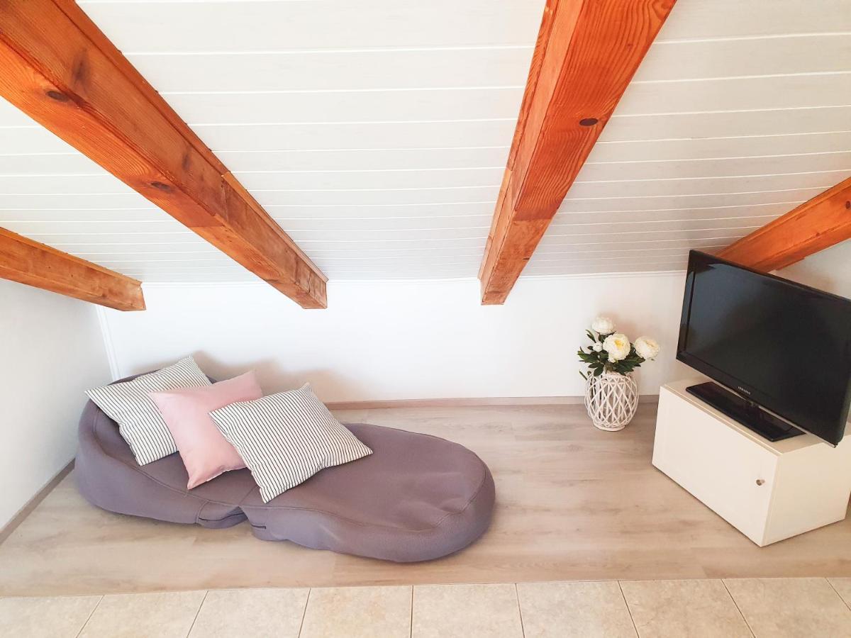 Breathtaking Seaview App Barac On Separated Floor Crikvenica Εξωτερικό φωτογραφία
