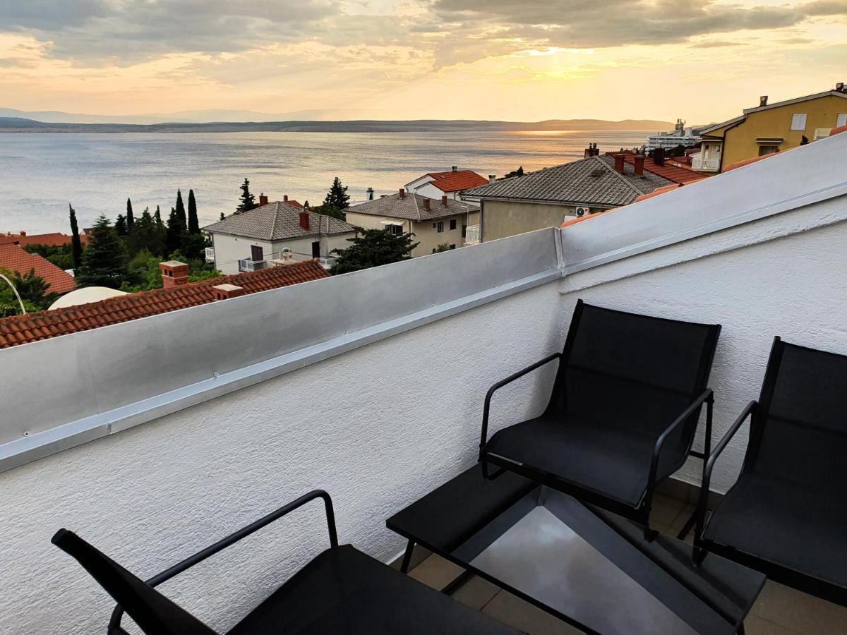 Breathtaking Seaview App Barac On Separated Floor Crikvenica Εξωτερικό φωτογραφία